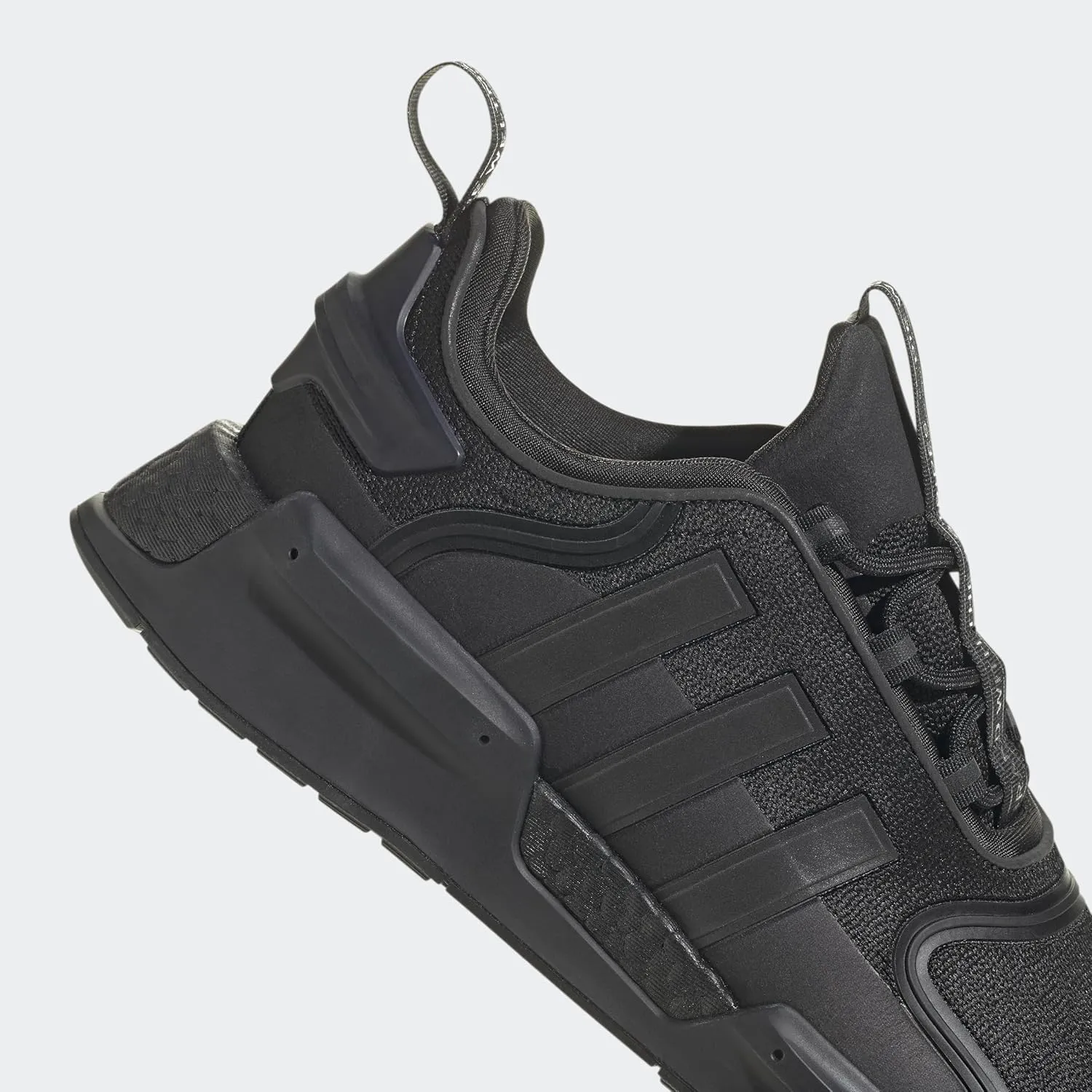 adidas mens Modern