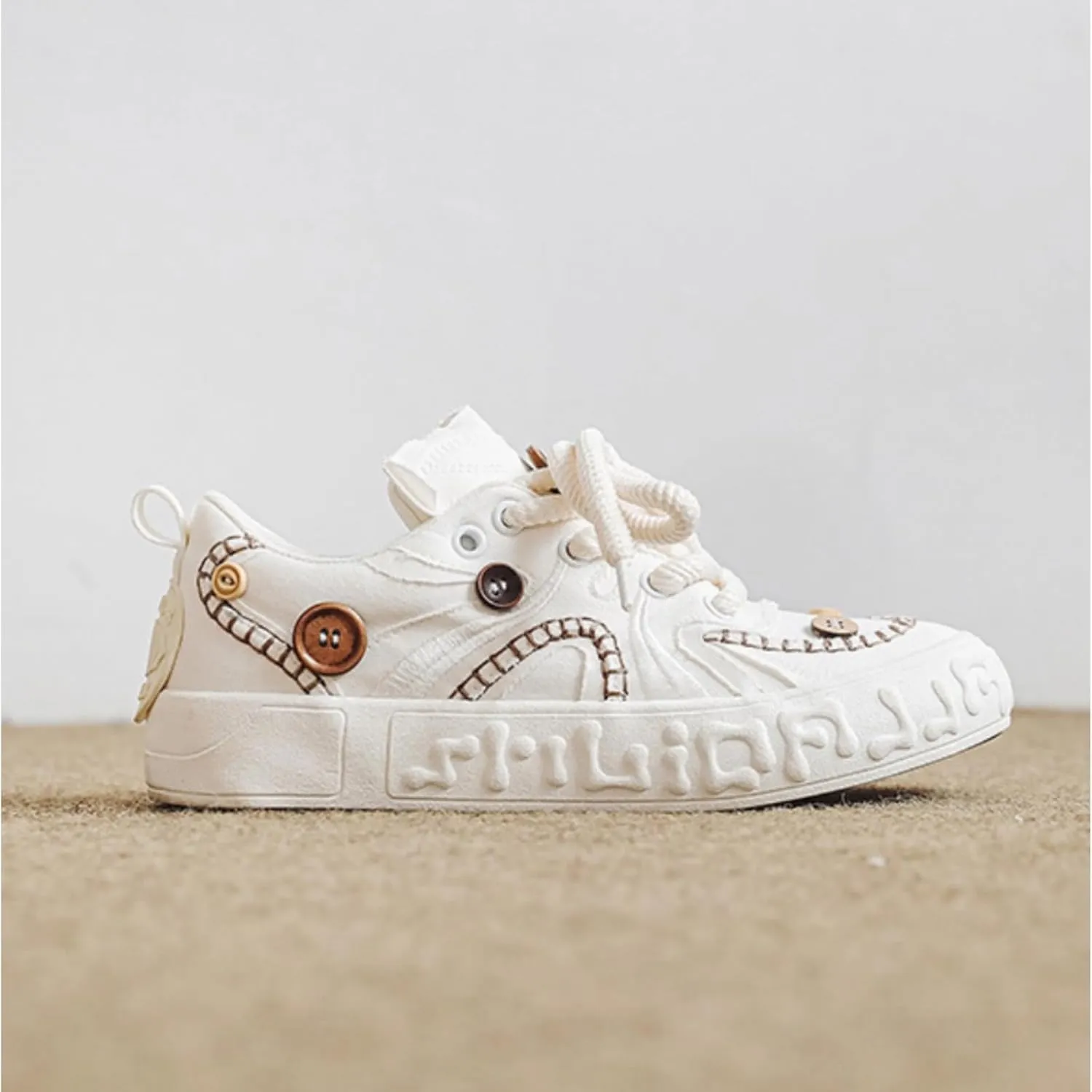Black White Vintage Button Couple Shoes Canvas Chunky Platform Sneakers Women Fashion Aesthetic Walking Shoes