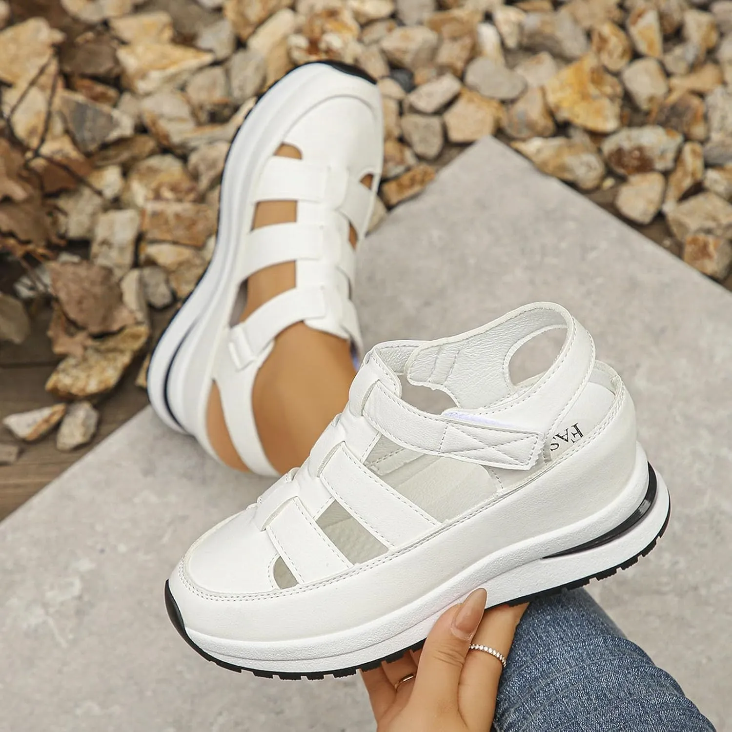 Bootara Women's Hollow-Out Casual Sandals,2025 Closed Toe Platform Sandals Height-Boosting Thick Sole