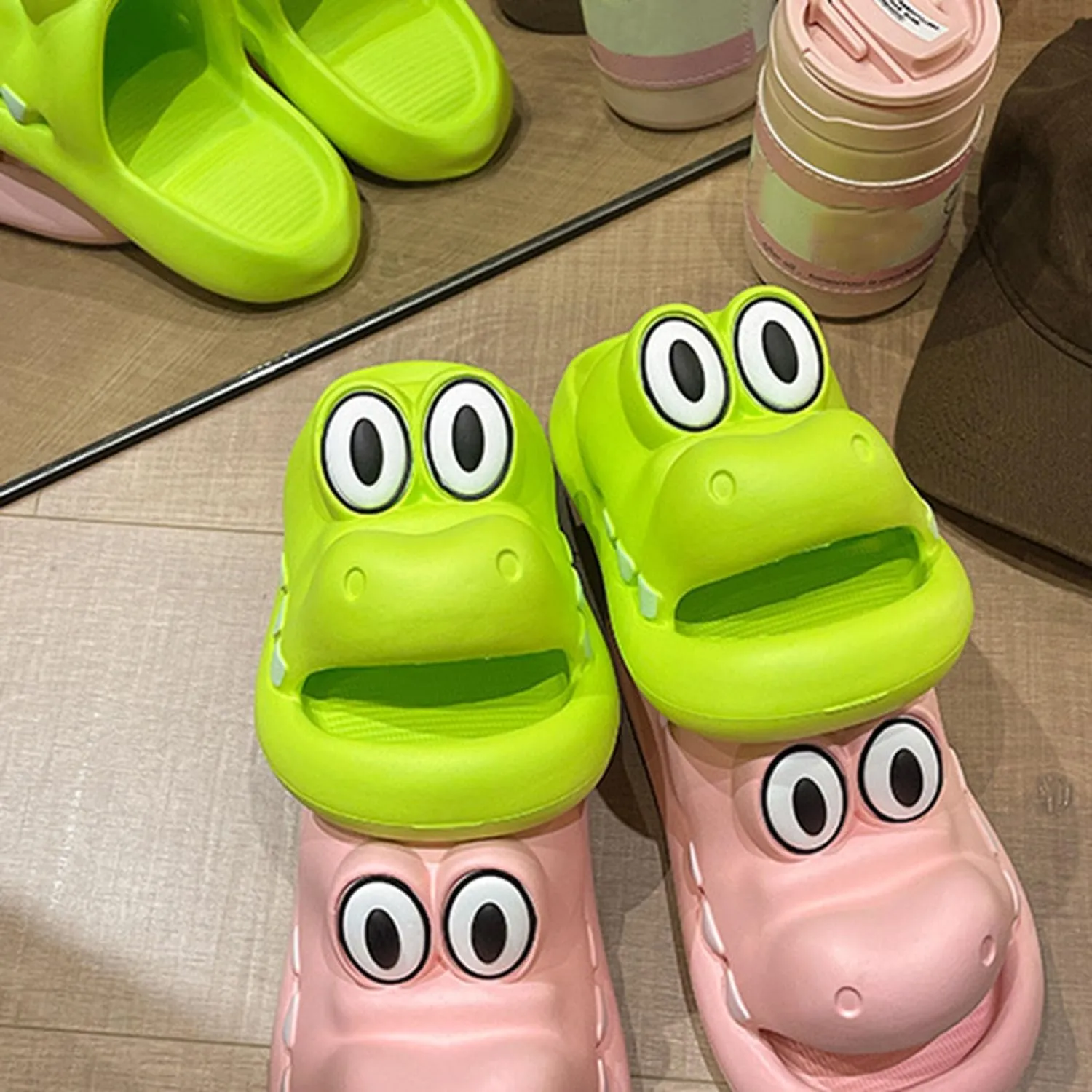 Boys Girl Cloud Crocodile Slides Non-Slip Summer Quick Drying Shower Slippers Comfy Cushioned Thick Sole Cute Cartoon Sandals