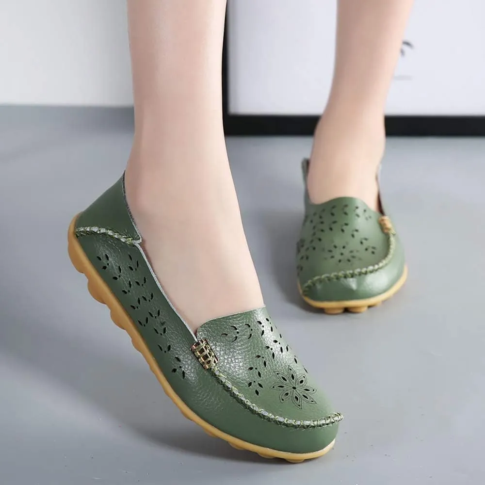 FolHaoth Women's Leather Loafers Slip On Comfortable Walking Flats Casual Round Toe Moccasins Wild Breathable Nurse Driving Fashion Soft Shoes