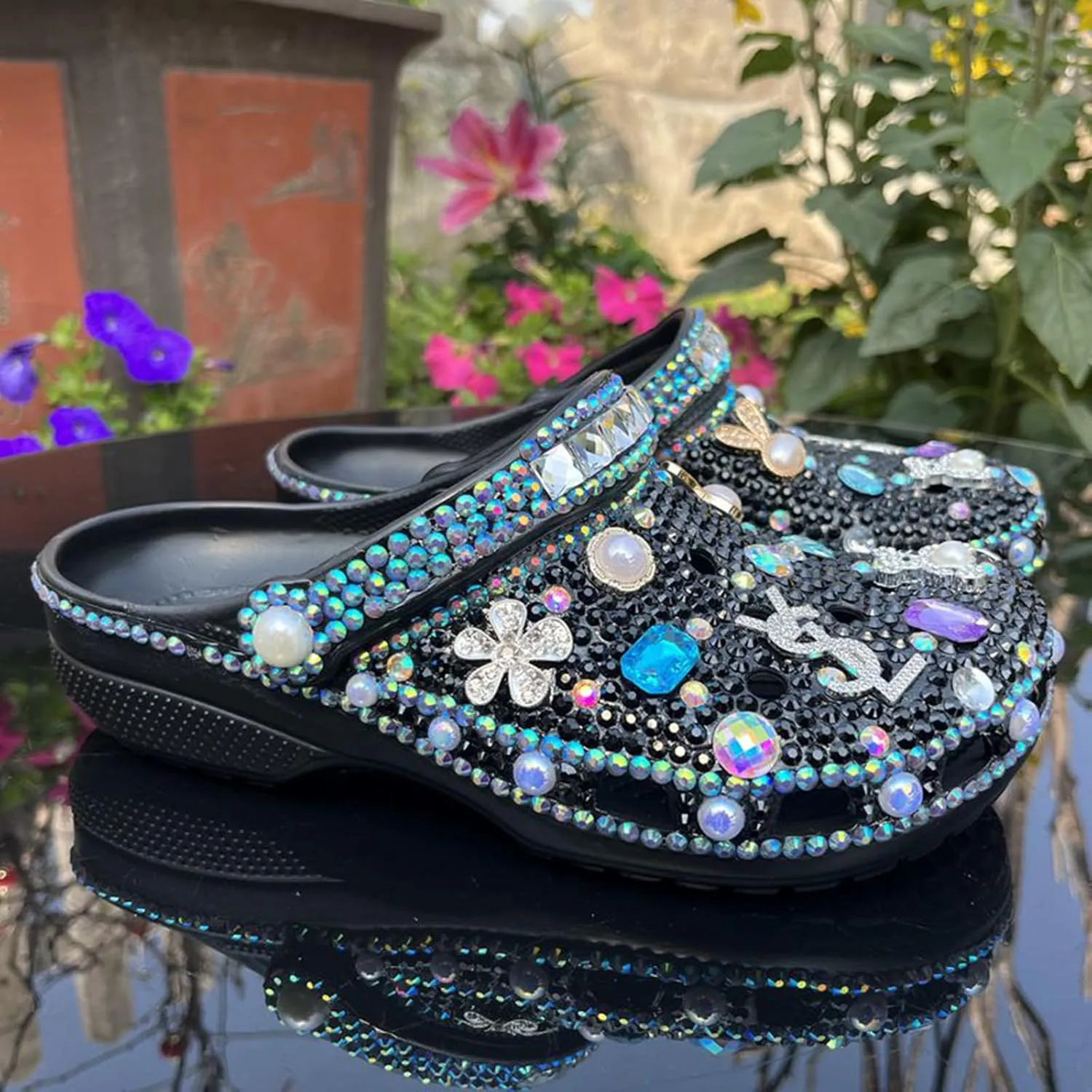 Hanfike Womens Casual Fashion Slide Mules with Rhinestone Closed Toe Comfort Flats