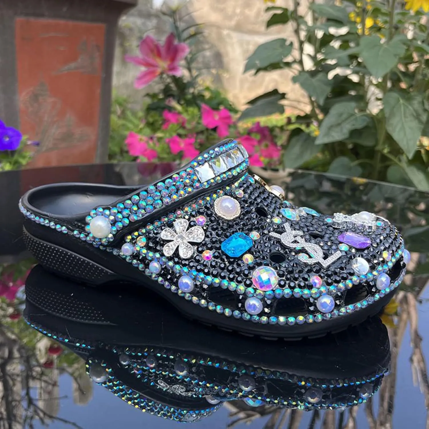 Hanfike Womens Casual Fashion Slide Mules with Rhinestone Closed Toe Comfort Flats