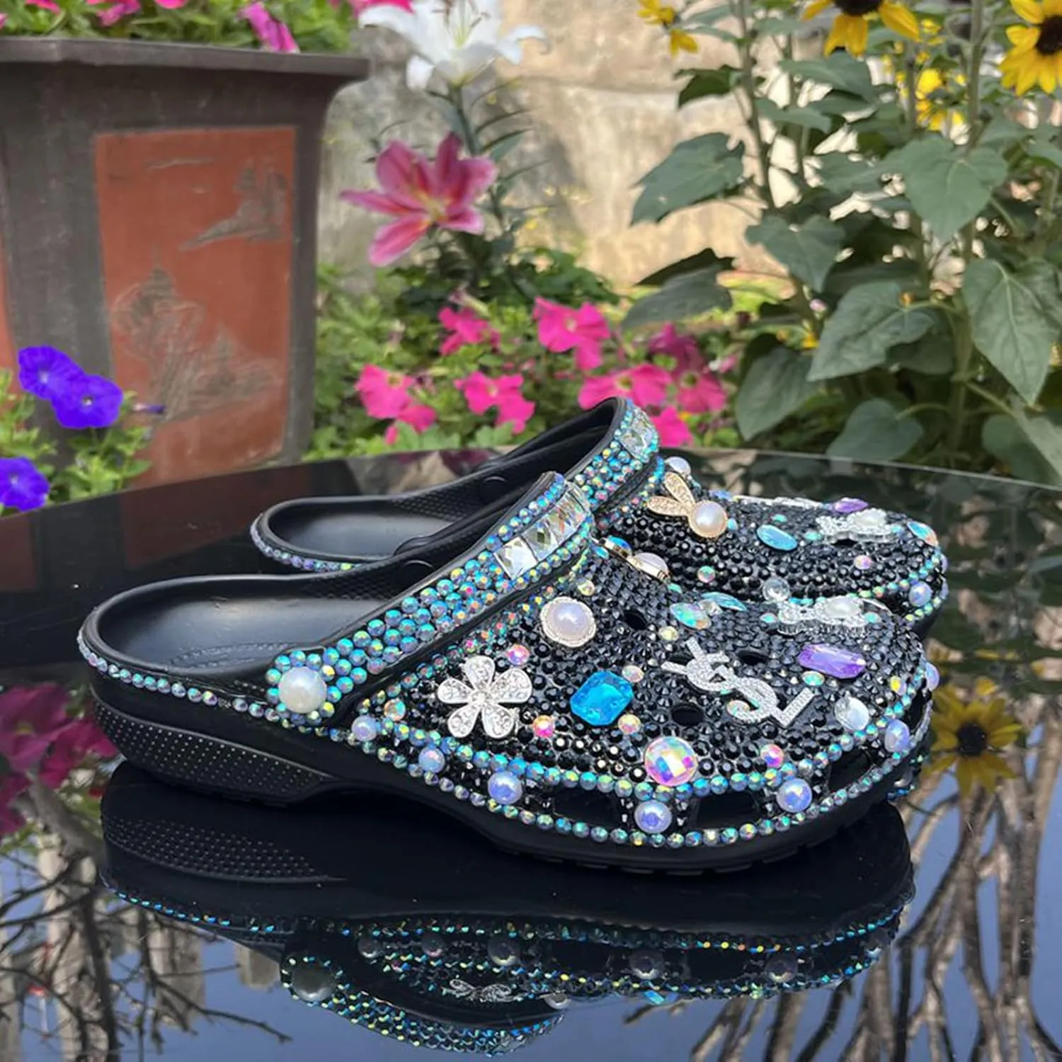 Hanfike Womens Casual Fashion Slide Mules with Rhinestone Closed Toe Comfort Flats