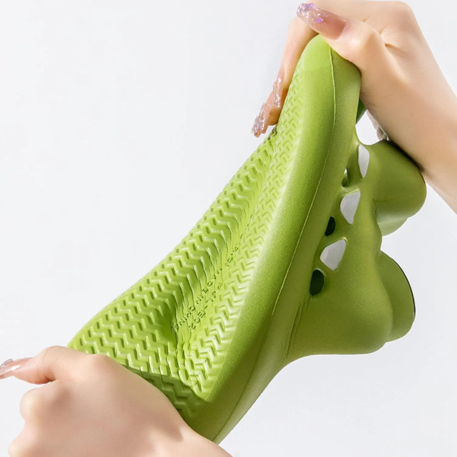 Men's and Women's Cartoon Crocodile Slides EVA Sandals Cloud Slippers with Thick Sole Anti-Slip Spa Bath Beach Pool Shower Shoes for Summer