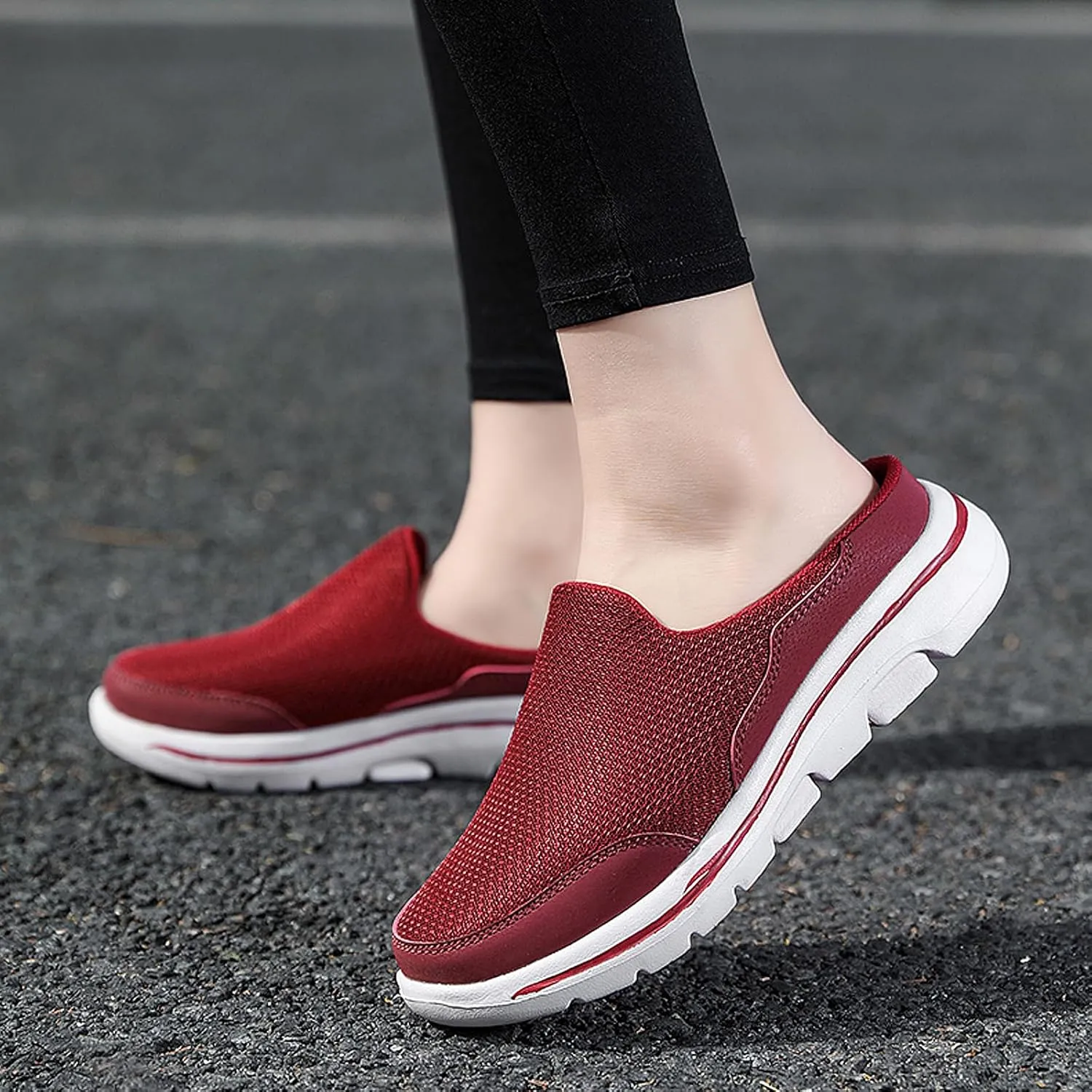 Men's Garden Shoes Casual Clogs Women's House Slippers Outdoor Anti-Skid Sole Comfort Slip-On Walking Mules