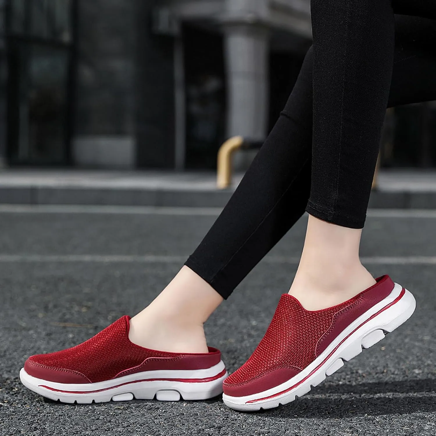 Men's Garden Shoes Casual Clogs Women's House Slippers Outdoor Anti-Skid Sole Comfort Slip-On Walking Mules