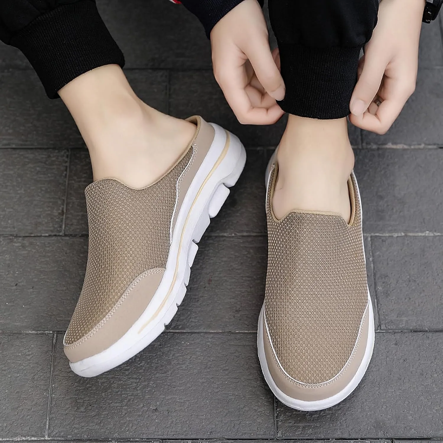 Men's Garden Shoes Casual Clogs Women's House Slippers Outdoor Anti-Skid Sole Comfort Slip-On Walking Mules