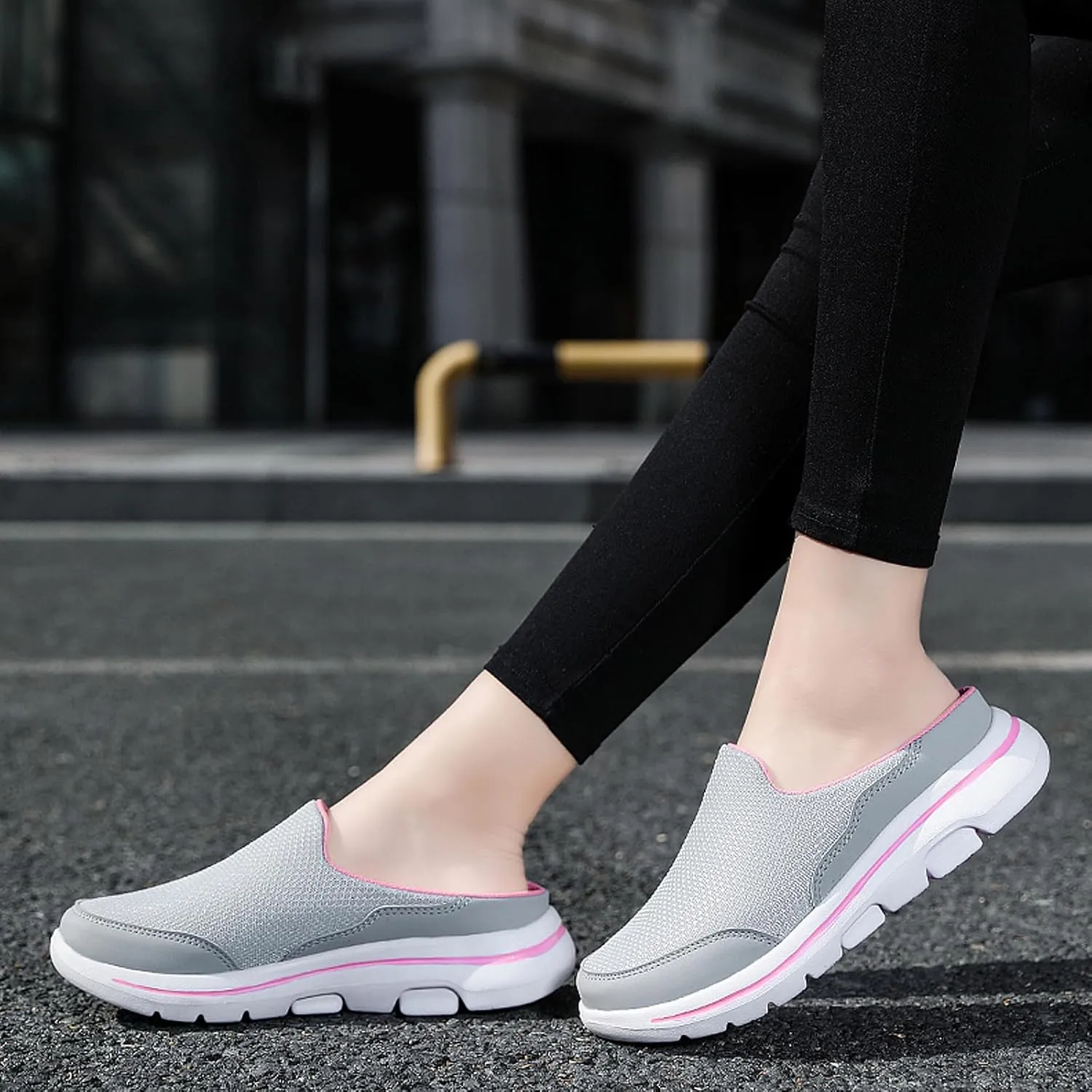 Men's Garden Shoes Casual Clogs Women's House Slippers Outdoor Anti-Skid Sole Comfort Slip-On Walking Mules