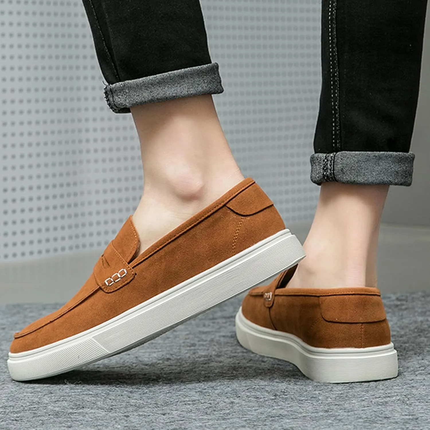 Men's Suede Comfort Flat Casual Tassel Loafers Lightweight Non-Slip Metal Decoration Platform Slip-on Fashion Walking Sneakers for Work Driving