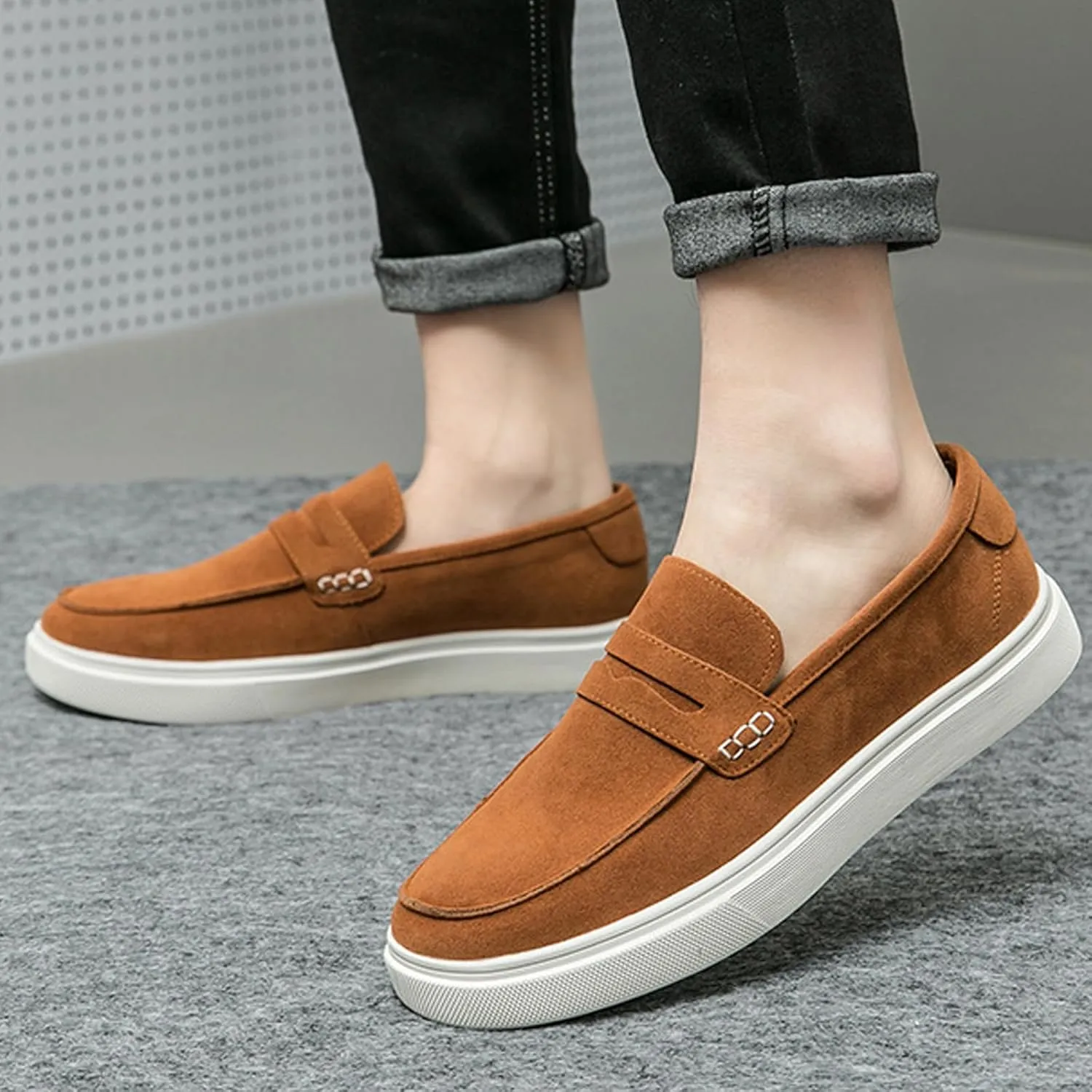 Men's Suede Comfort Flat Casual Tassel Loafers Lightweight Non-Slip Metal Decoration Platform Slip-on Fashion Walking Sneakers for Work Driving