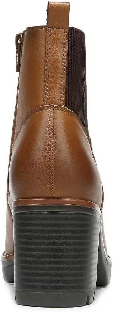 Naturalizer Women's Verney Lug Sole Ankle Bootie