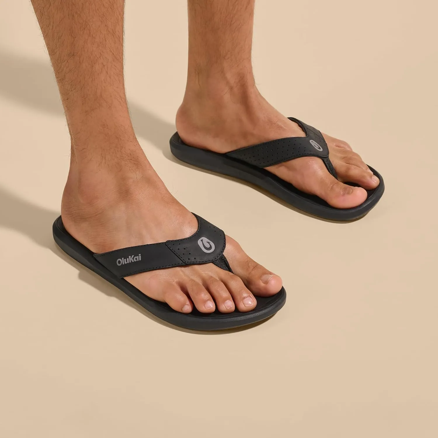 OLUKAI Pili Men's Leather Sandals, Sleek & Versatile Design, Comfortable & Waterproof Straps, Arch Support & Everyday Wear