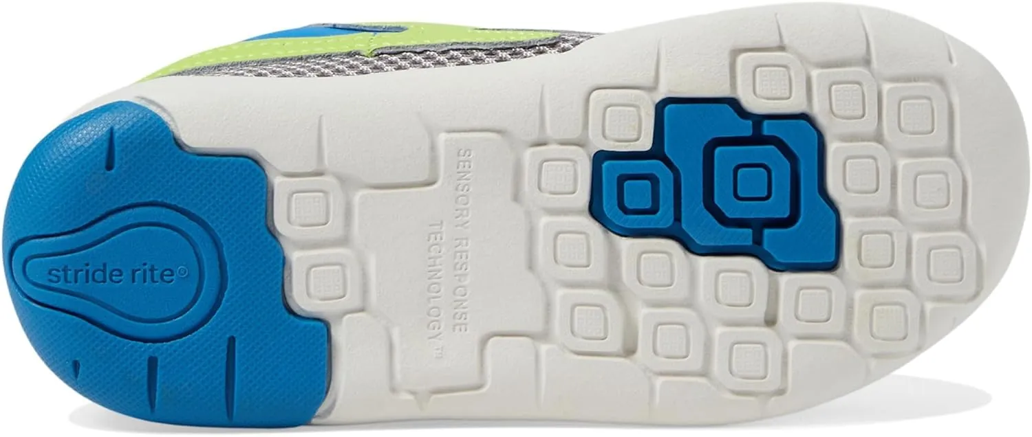 Stride Rite Unisex-Child SRT Ian Athletic Sneaker