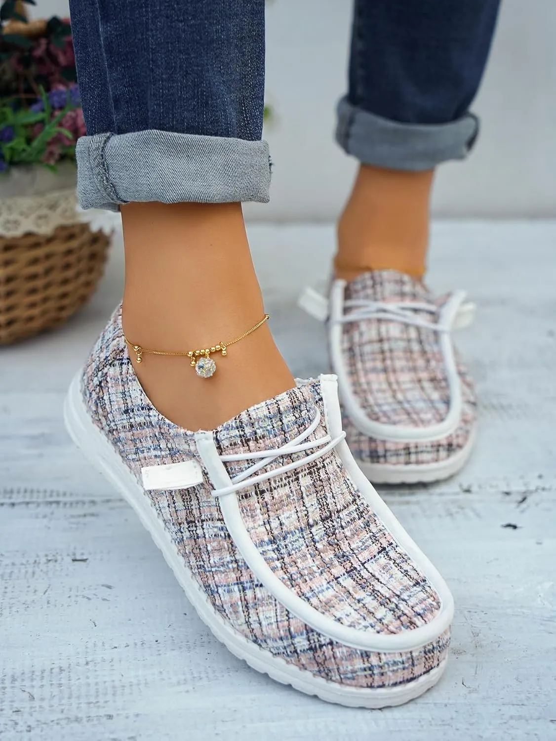 Unisex Ultralight Textured Canvas Loafers Elastic Lace-up Strips Closure Sneakers Comfort Walk Boat Shoes Breathable Fabric Odor-free Footwear for Women/Men Adult/Teenagers, Multicolor/Black and White