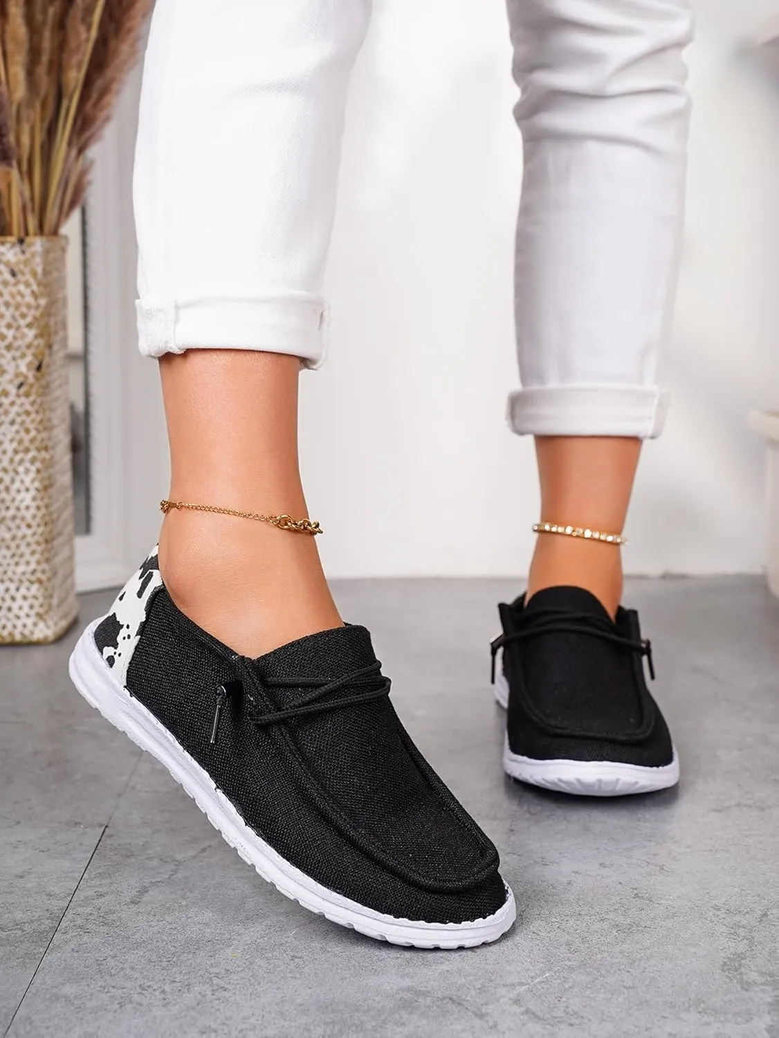 Women's Black Canvas Flat Loafers with Versatile Pattern Back Fabric Decor Lace-up Slip-on Sneakers Ultralight Breathable Casual Sports Shoes for Adults/Teenagers, Couple Boat Shoes, Plaid/Star/Cow
