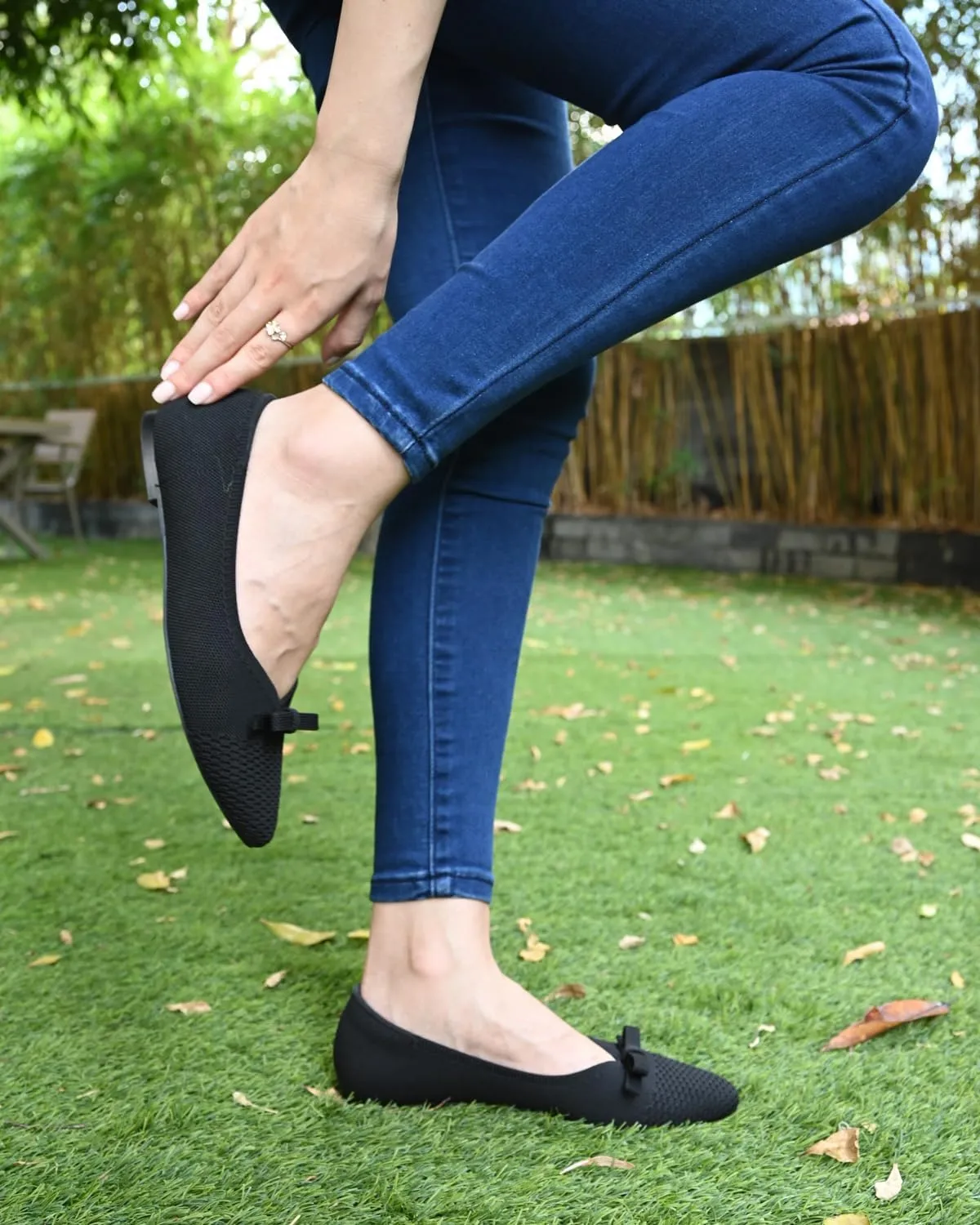 Women's Flats Bow Knit Ballet Flats Round Toe Comfortable Flats Dress Shoes Slip on Casual Dressy Flats for Office Work Foldable Soft Shoes Walking Flats