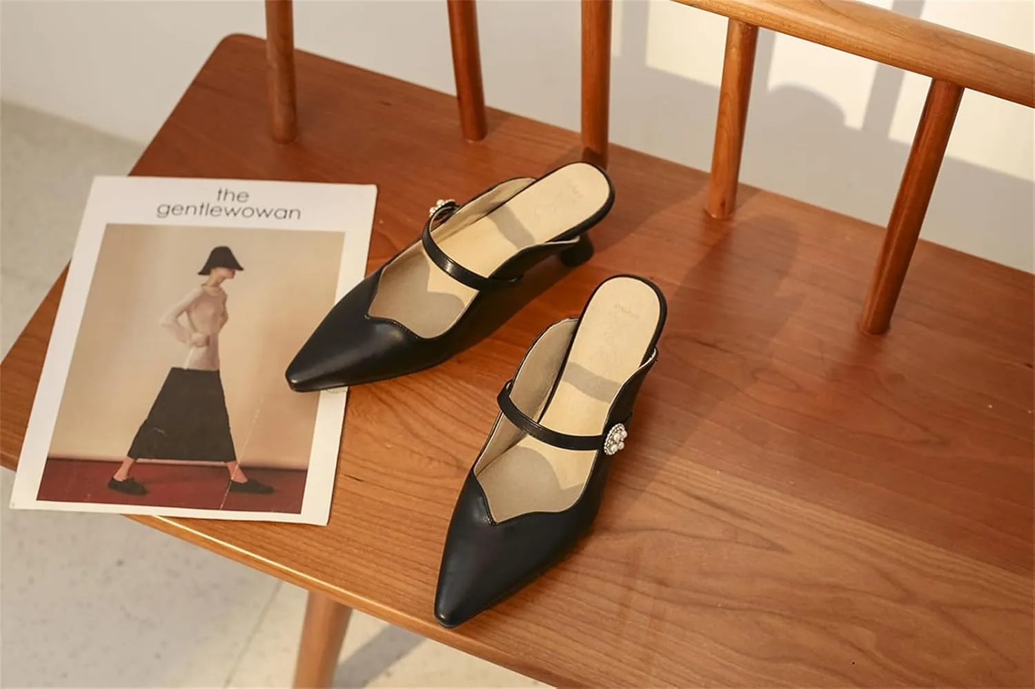 Women's Work Business Vintage Fashion Penny Slip On Mules Pearl Rhinestone Strap Kitten Mid Heels Closed Pointed Toe Comfort Dress Pumps Dating Daily Wear Ladies Shoes